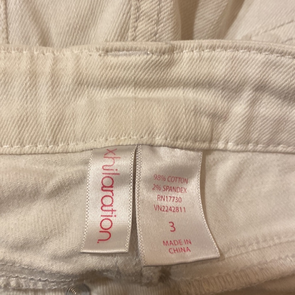 Xhilaration low rise denim shorts - Picture 3 of 6